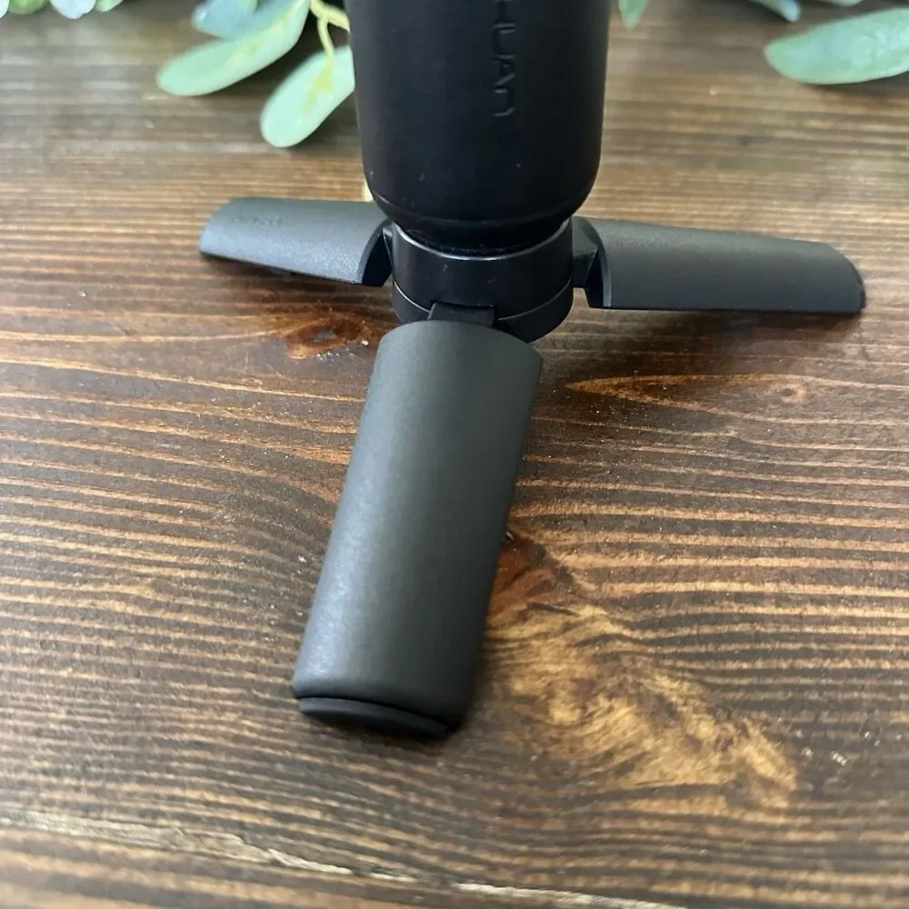 AOCHUAN Smart XE Motorized Foldable Gimbal Stabilizer for Smartphones